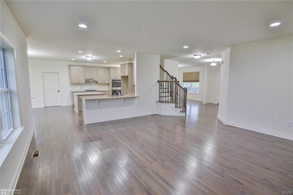 6859 Gwenmawr RD, East Allen Twp, Pennsylvania, 18017, United States, 4 Bedrooms Bedrooms, ,3 BathroomsBathrooms,Residential,For Sale,6859 Gwenmawr RD,1629068