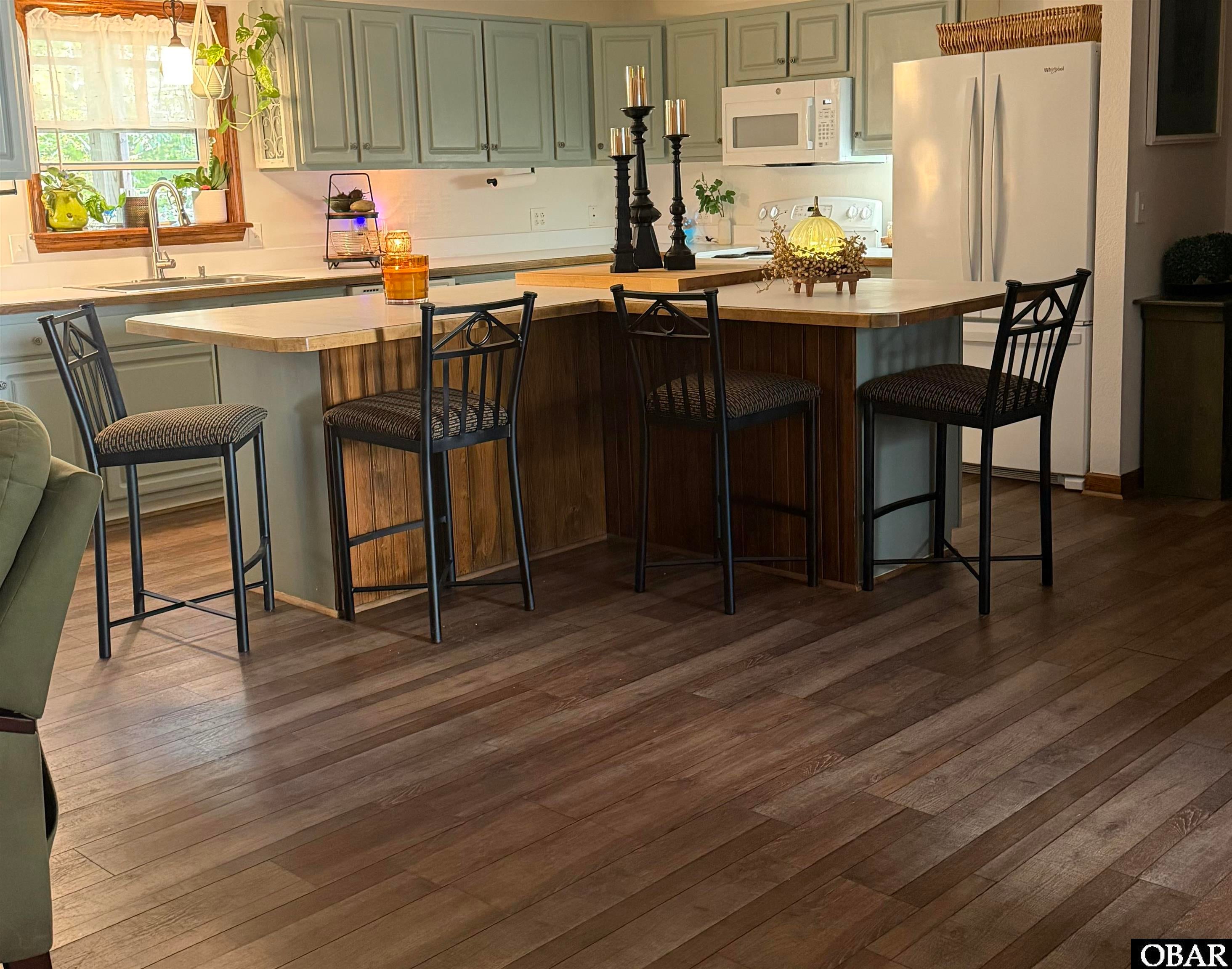 Kitty Hawk, North Carolina, 27949, United States, 4 Bedrooms Bedrooms, ,4 BathroomsBathrooms,Residential,For Sale,1973752