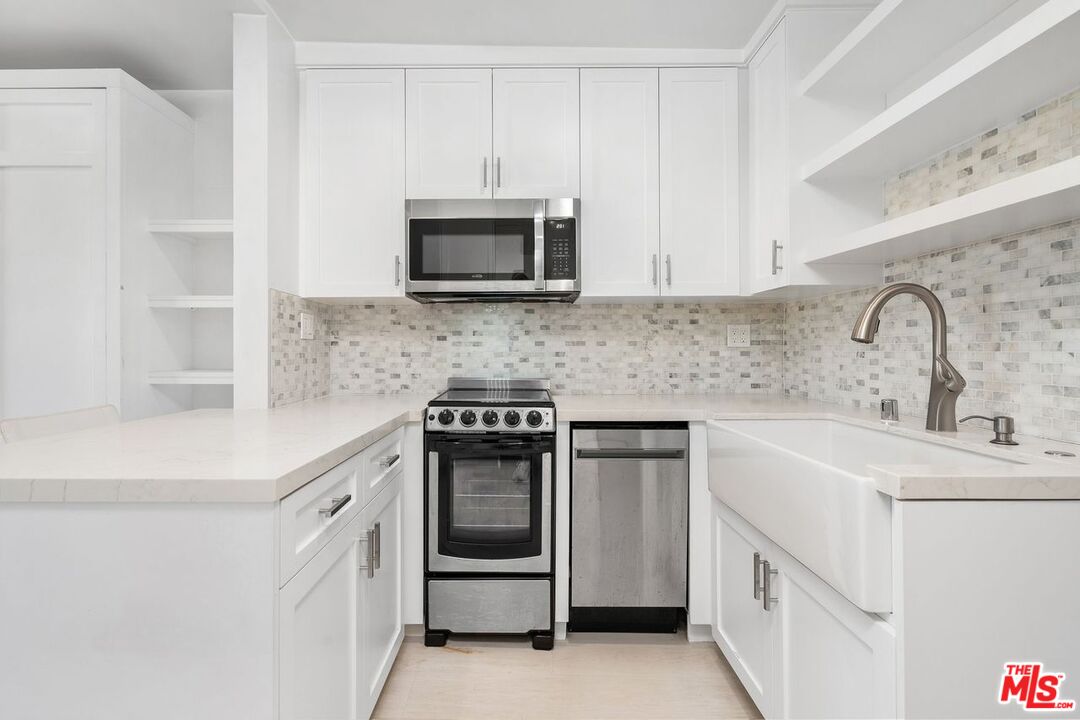 Malibu, California, 90265, United States, ,1 BathroomBathrooms,Residential,For Sale,1999798