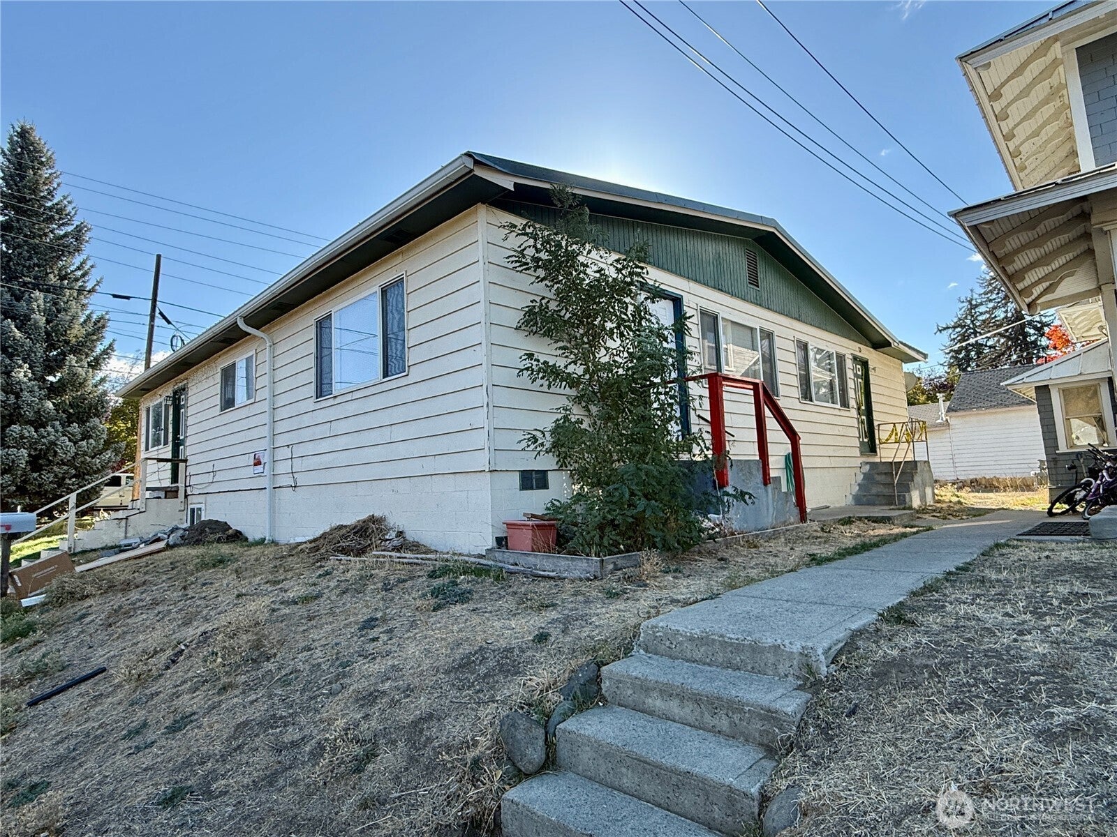 Ellensburg, Washington, 98926, United States, ,Residential,For Sale,2003064