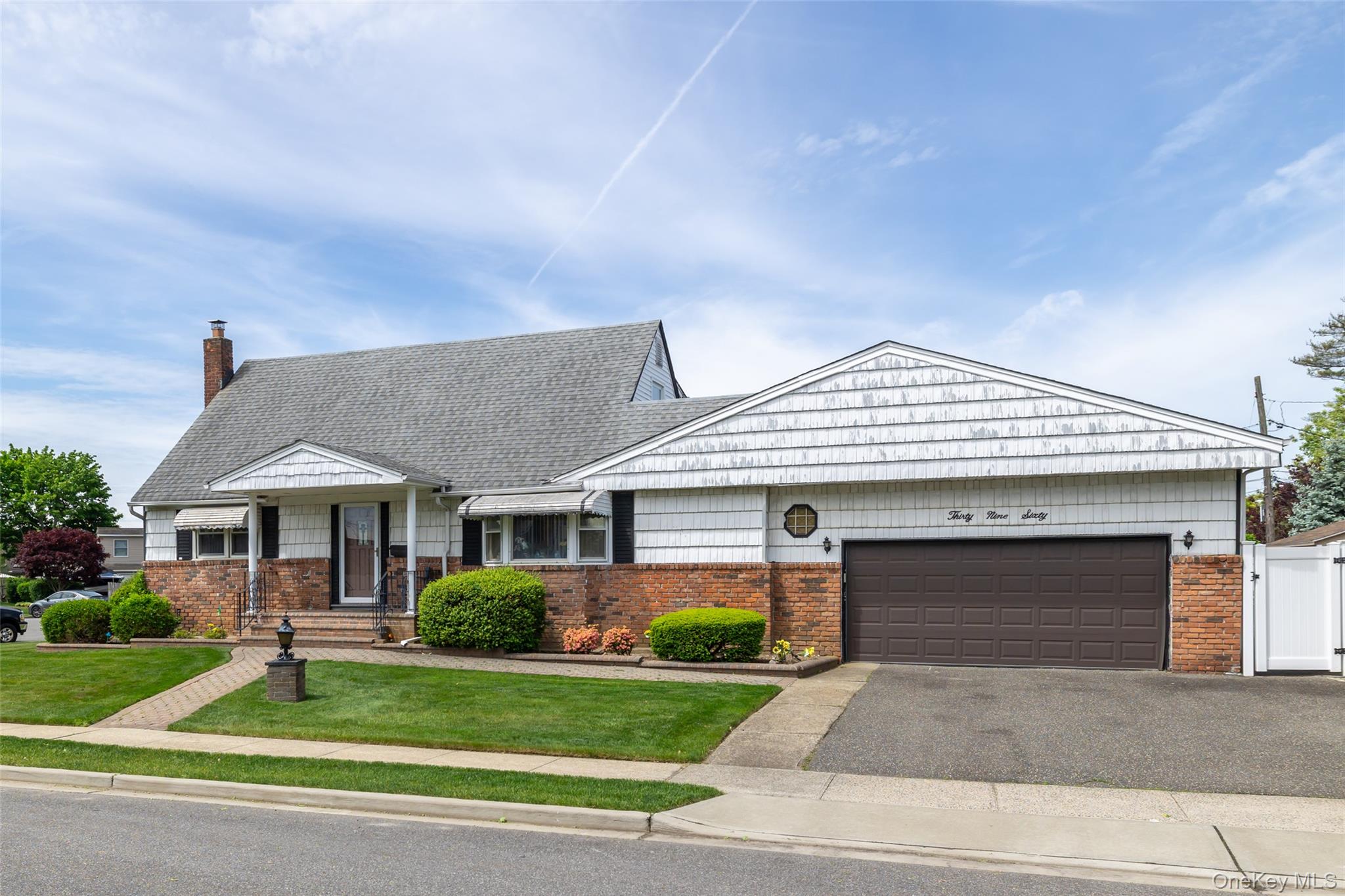 Seaford, New York, 11783, United States, 3 Bedrooms Bedrooms, ,2 BathroomsBathrooms,Residential,For Sale,2048212