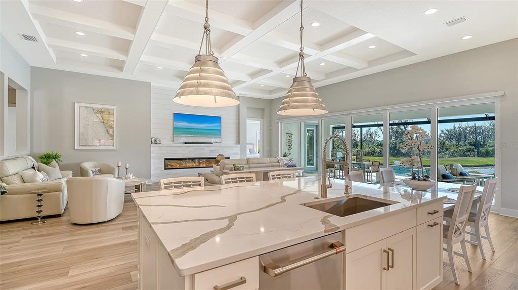 Parrish, Florida, 34219, United States, 3 Bedrooms Bedrooms, ,3 BathroomsBathrooms,Residential,For Sale,1990904