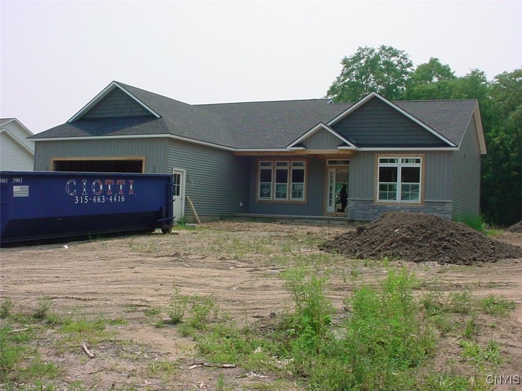 Clay, New York, 13041, United States, 3 Bedrooms Bedrooms, ,2 BathroomsBathrooms,Residential,For Sale,1817998