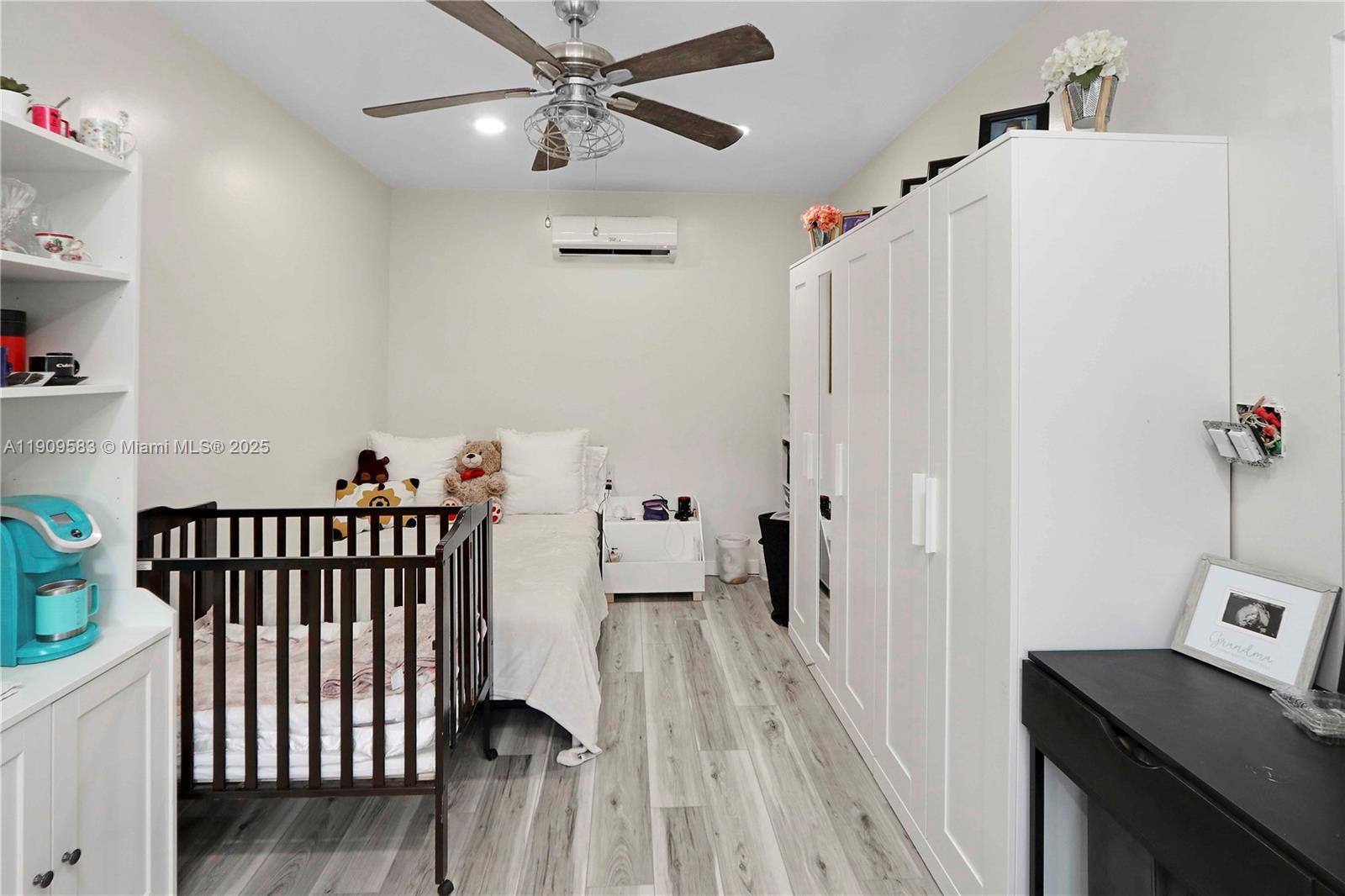 Miami, Florida, 33155, United States, 4 Bedrooms Bedrooms, ,4 BathroomsBathrooms,Residential,For Sale,1987905