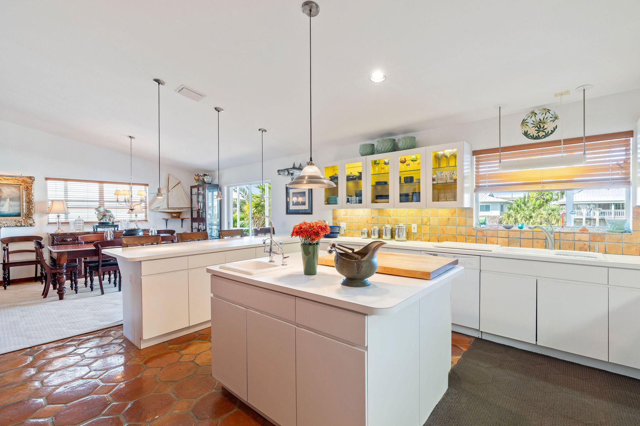 Islamorada, Florida, 33036, United States, 5 Bedrooms Bedrooms, ,3 BathroomsBathrooms,Residential,For Sale,1998109