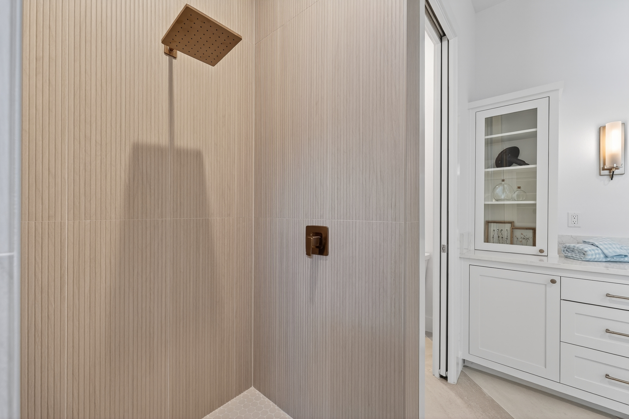  Coastal Elegance and Quality Craftsmanship - 物件實景