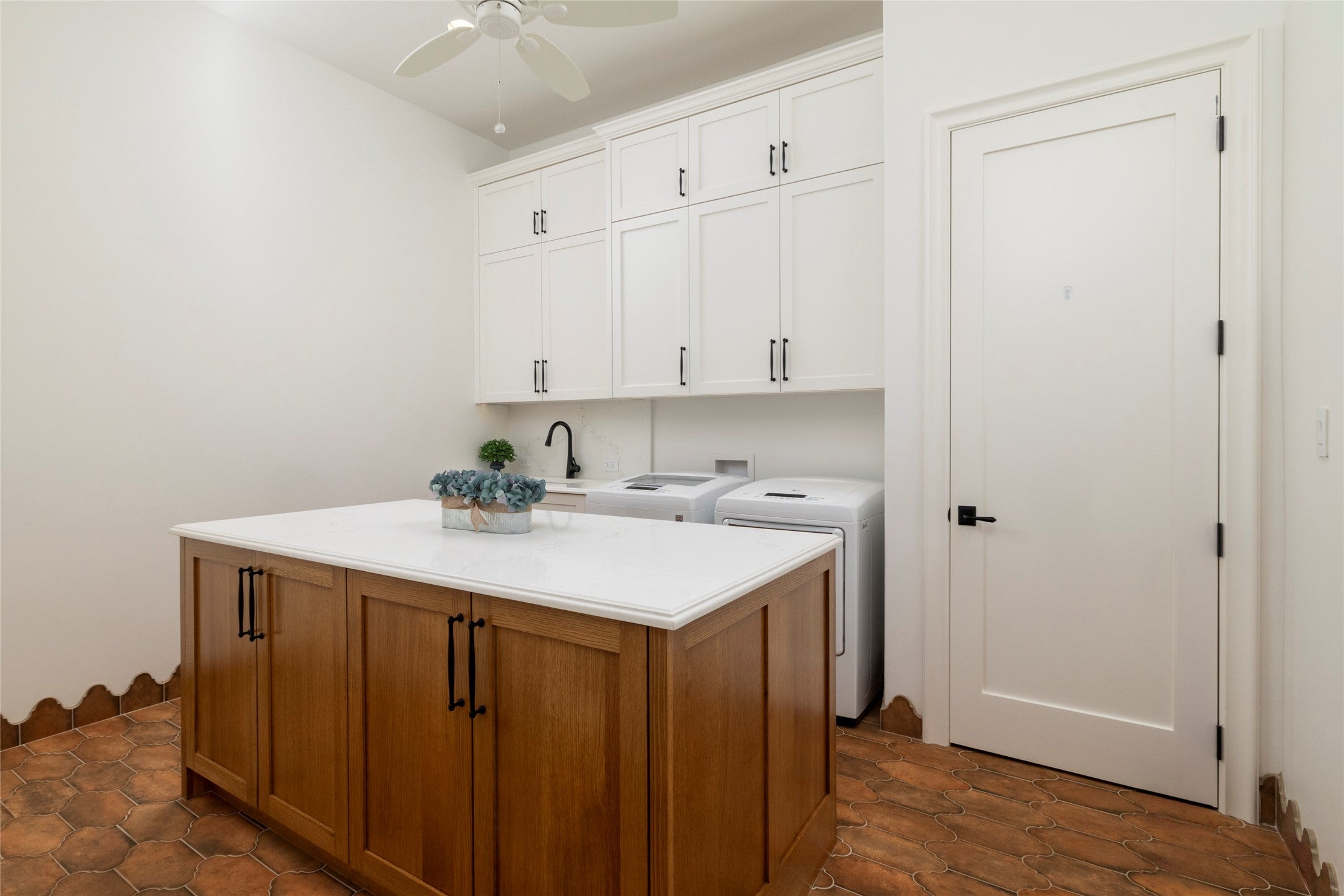 Southlake, Texas, 76092, United States, 4 Bedrooms Bedrooms, ,6 BathroomsBathrooms,Residential,For Sale,2002848