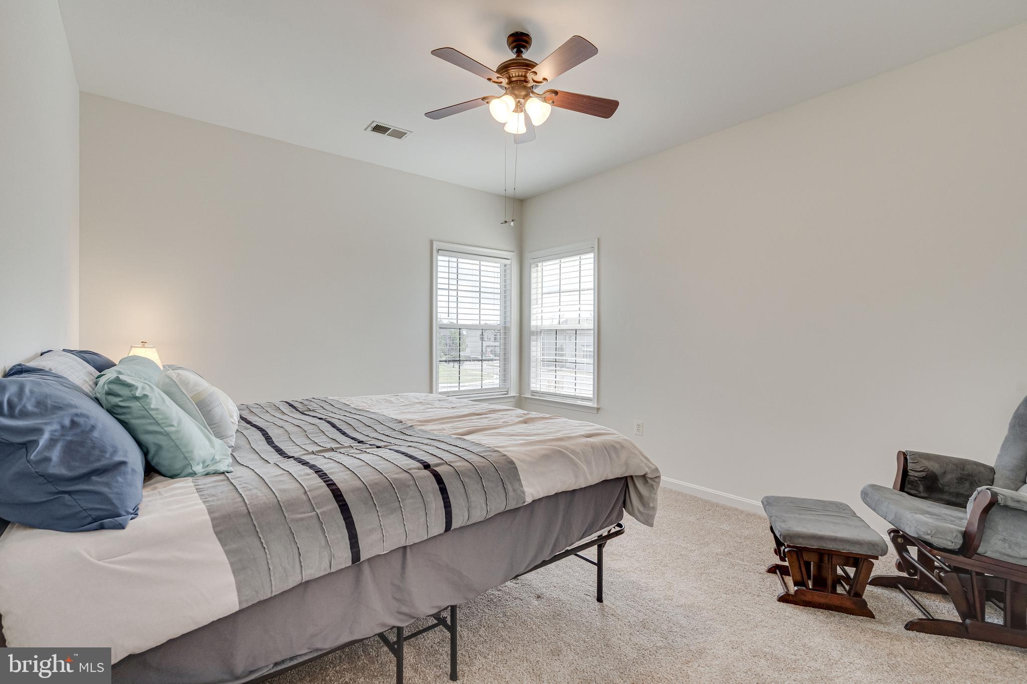 Bealeton, Virginia, 22712, United States, 4 Bedrooms Bedrooms, ,3 BathroomsBathrooms,Residential,For Sale,1986085