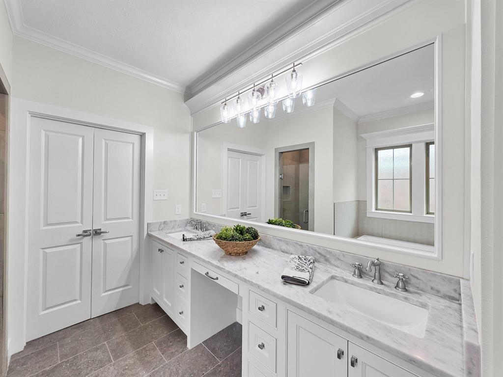 Beaumont, Texas, 77713, United States, 4 Bedrooms Bedrooms, ,Residential,For Sale,2000946