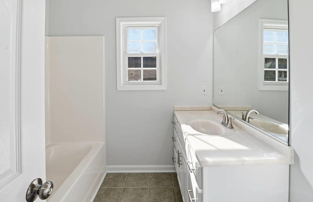 Suffolk, Virginia, 23435, United States, 4 Bedrooms Bedrooms, ,3 BathroomsBathrooms,Residential,For Sale,2010732