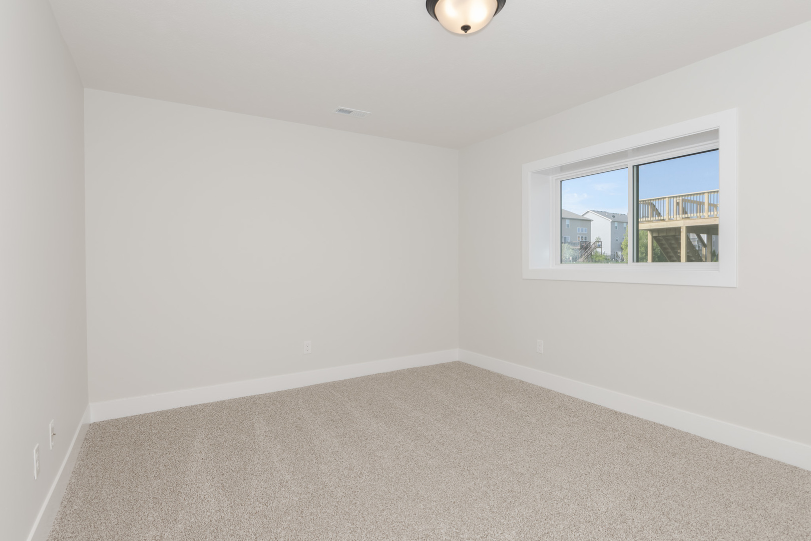 Bloomington, Illinois, 61705, United States, 4 Bedrooms Bedrooms, ,4 BathroomsBathrooms,Residential,For Sale,1957055