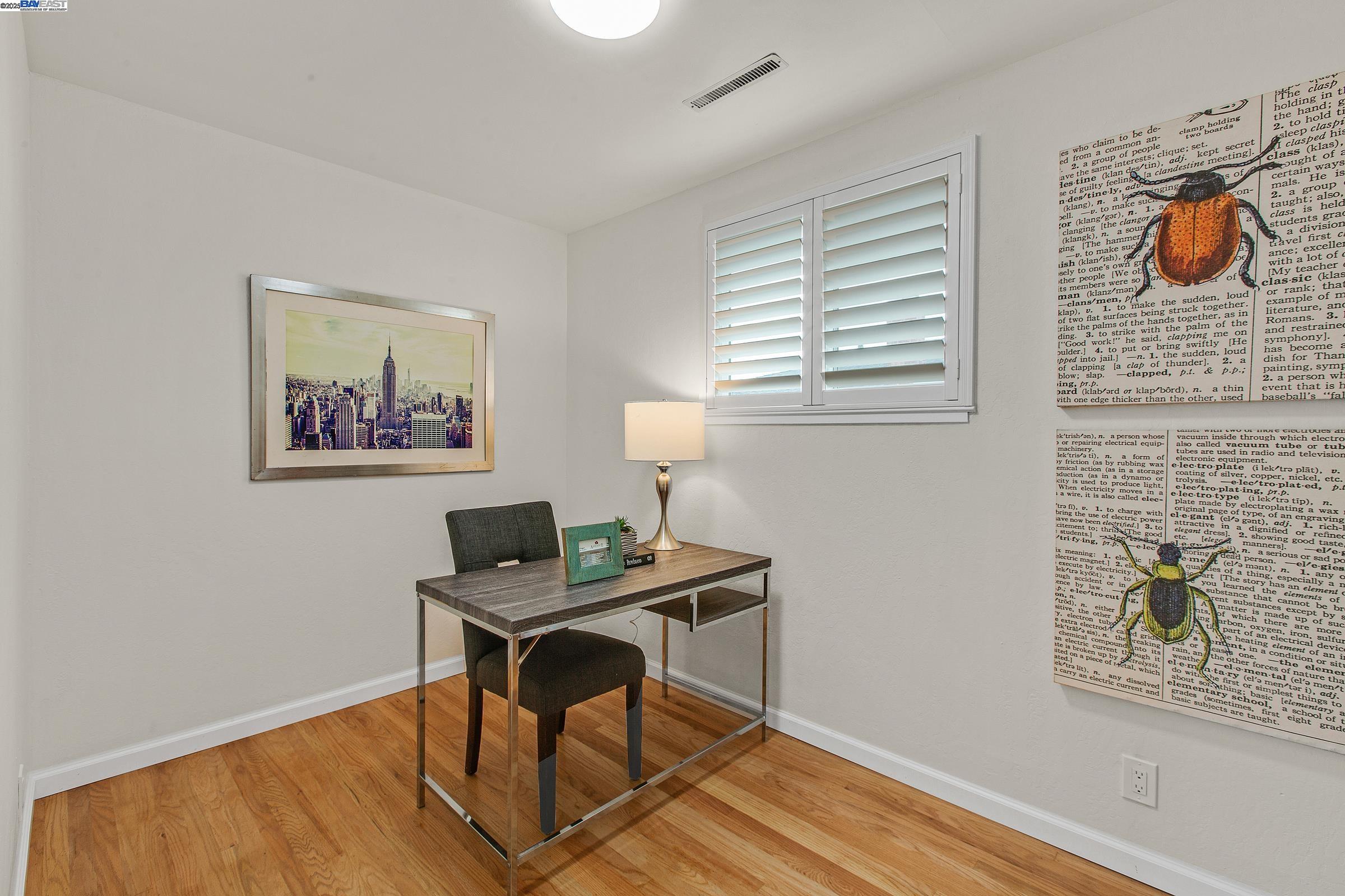 Hayward, California, 94544, United States, 6 Bedrooms Bedrooms, ,2 BathroomsBathrooms,Residential,For Sale,1868213