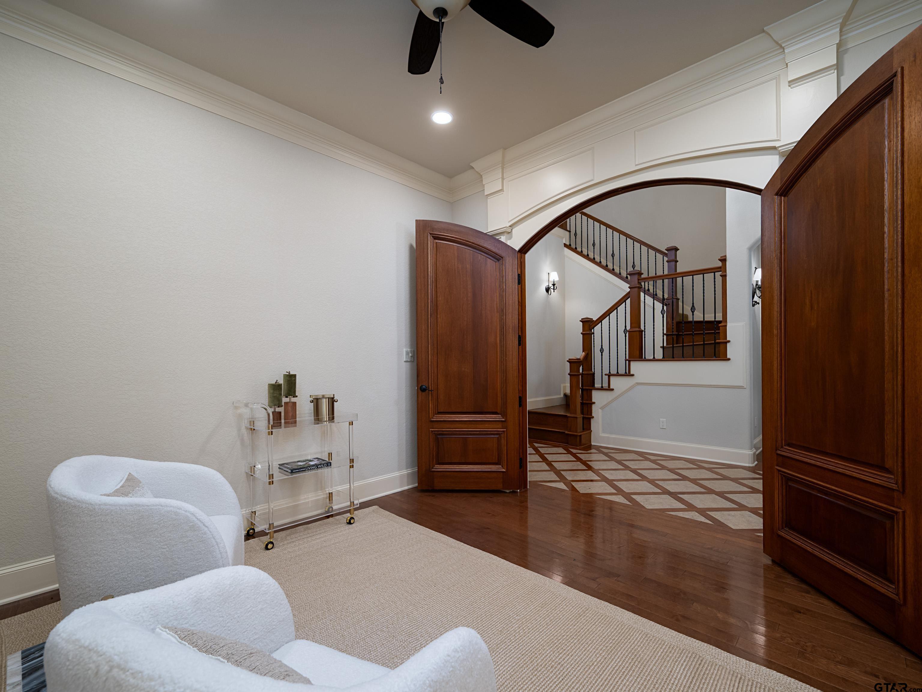 Tyler, Texas, 75703, United States, 4 Bedrooms Bedrooms, ,4 BathroomsBathrooms,Residential,For Sale,1970212