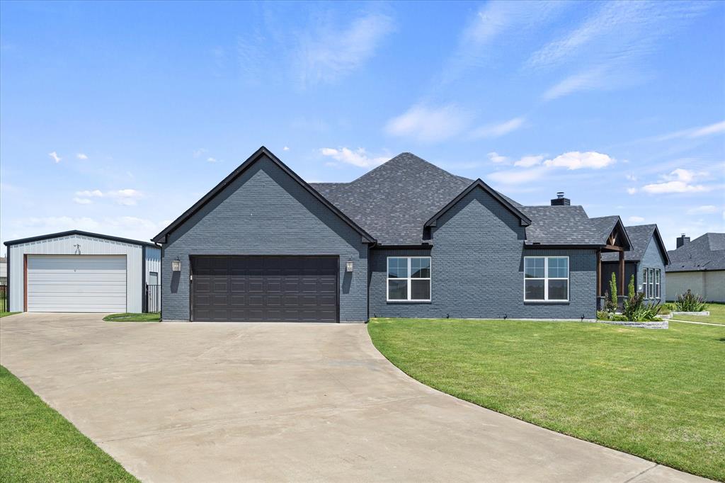 Caddo Mills, Texas, 75135, United States, 3 Bedrooms Bedrooms, ,3 BathroomsBathrooms,Residential,For Sale,1837844