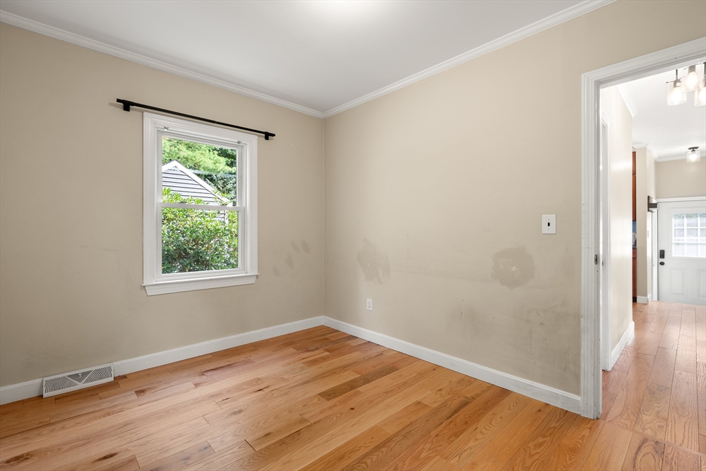 Hudson, Massachusetts, 01749, United States, 3 Bedrooms Bedrooms, ,2 BathroomsBathrooms,Residential,For Sale,1947997