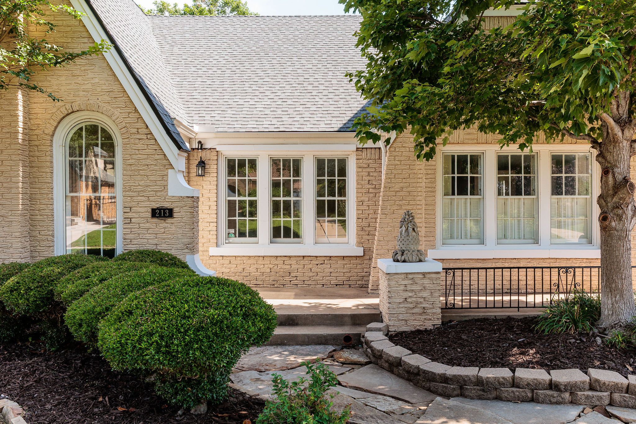  213 Northwest 35th Street, Oklahoma City, OK 73118 - 物件實景