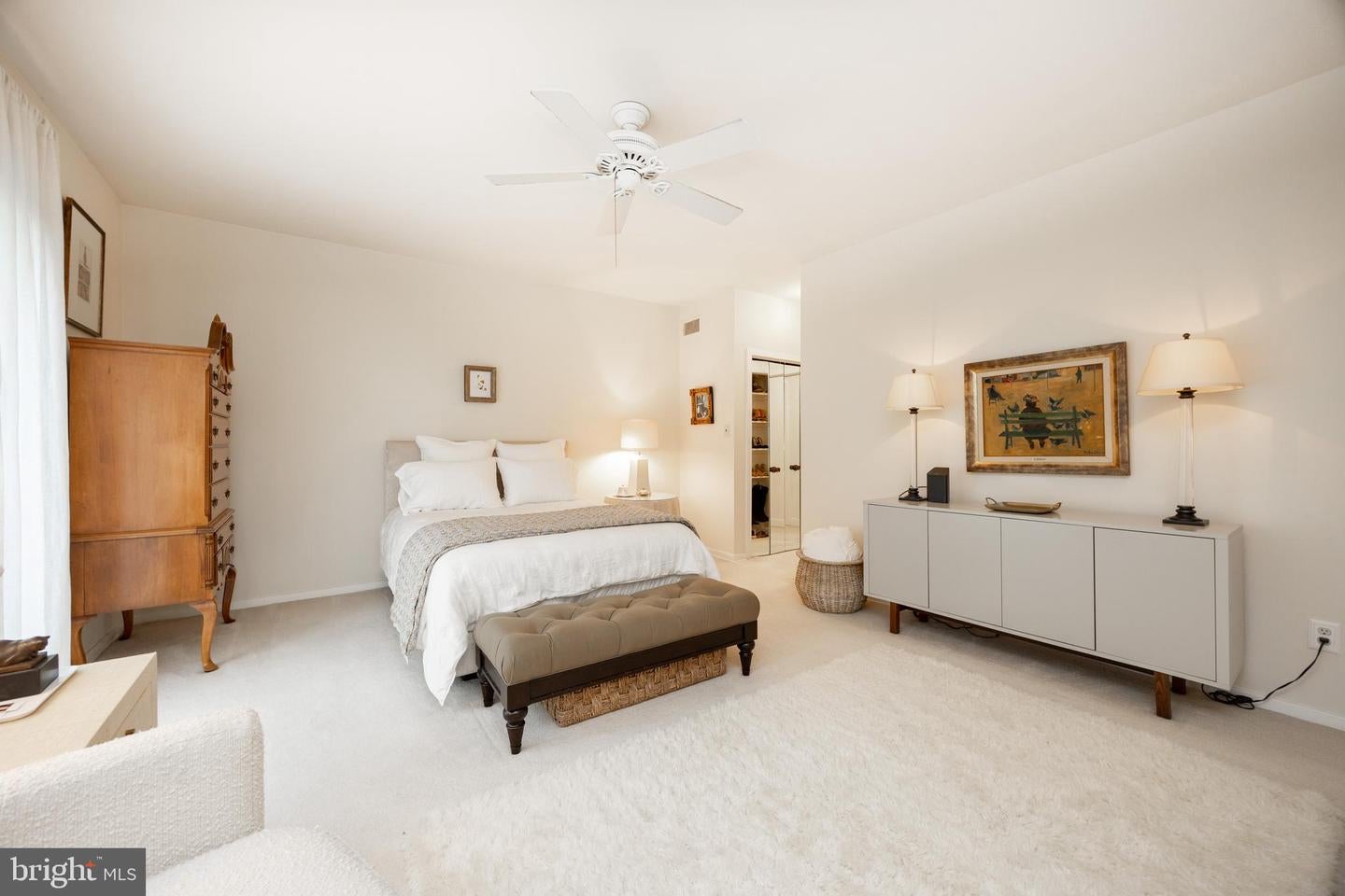 DEVON, Pennsylvania, 19333, United States, 2 Bedrooms Bedrooms, ,3 BathroomsBathrooms,Residential,For Sale,1980248