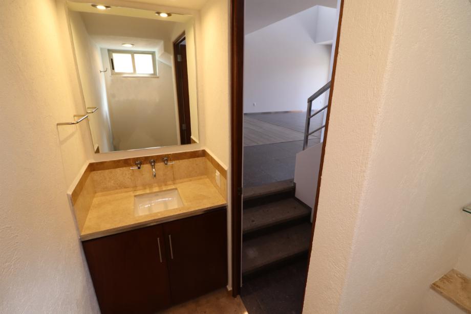 Jose Mar?a Morelos, Morelia, Michoacán de Ocampo, 58350, Mexico, 3 Bedrooms Bedrooms, ,2 BathroomsBathrooms,Residential,For Sale,Jose Mar?a Morelos,1444216