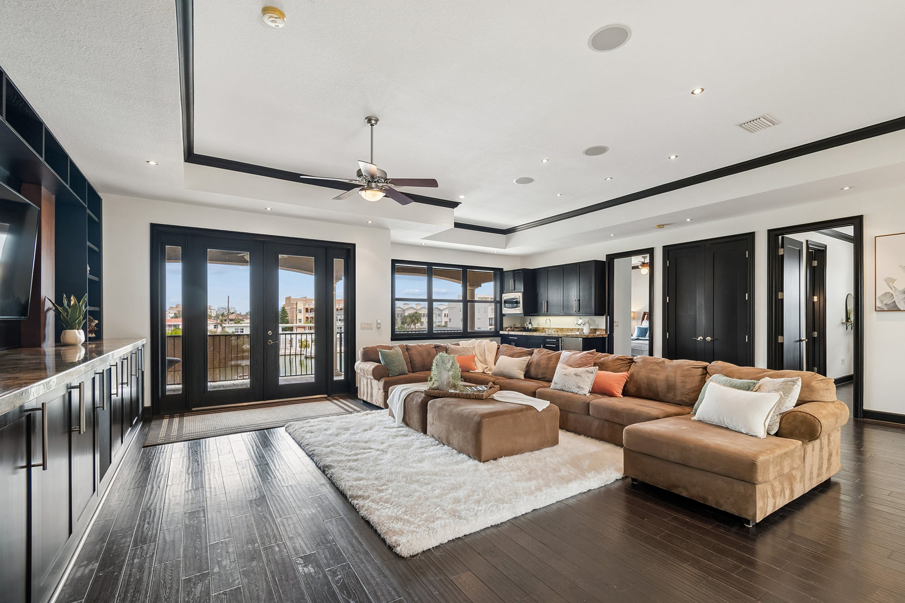  BAYSIDE SUB - 物件實景