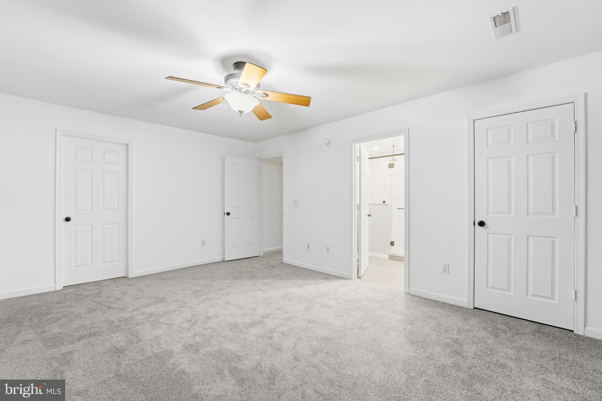 Rapidan, Virginia, 22733, United States, 3 Bedrooms Bedrooms, ,4 BathroomsBathrooms,Residential,For Sale,2010393