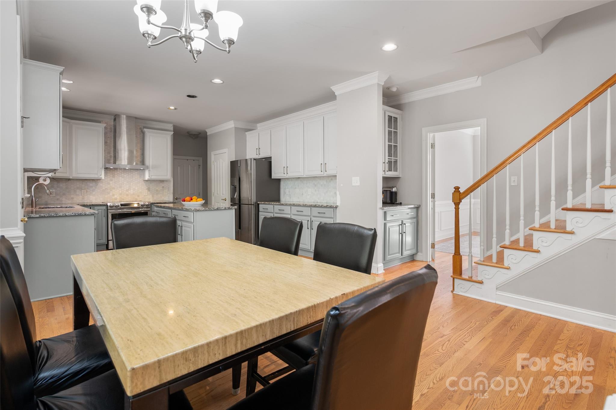 Matthews, North Carolina, 28104, United States, 4 Bedrooms Bedrooms, ,4 BathroomsBathrooms,Residential,For Sale,1989283