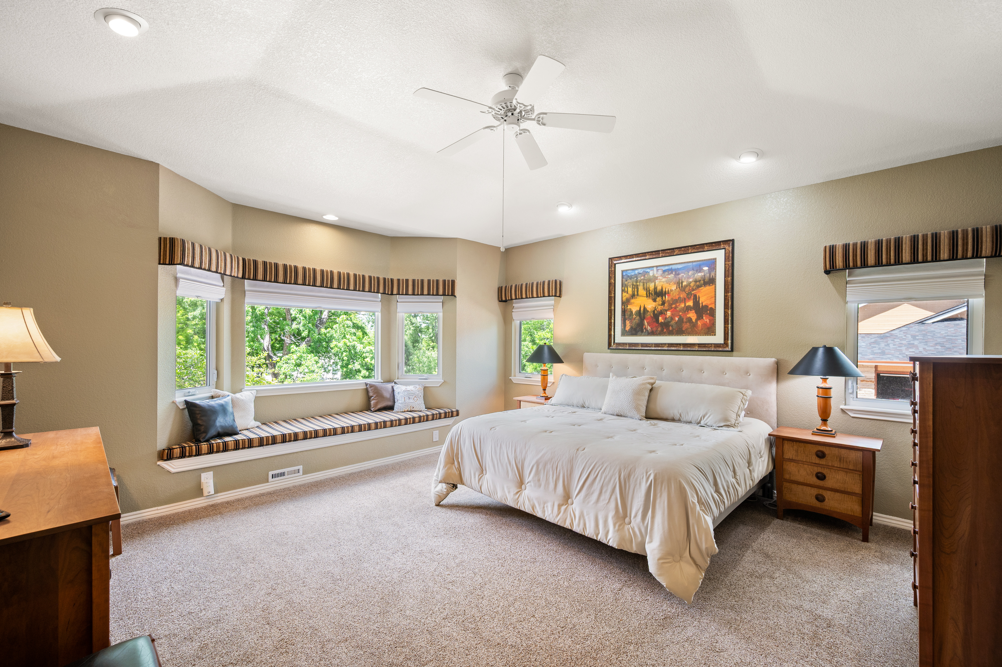  Rare Les Maisonettes Ranch: 2 Main-Floor Primary Suites Near Downtown Littleton - 物件實景