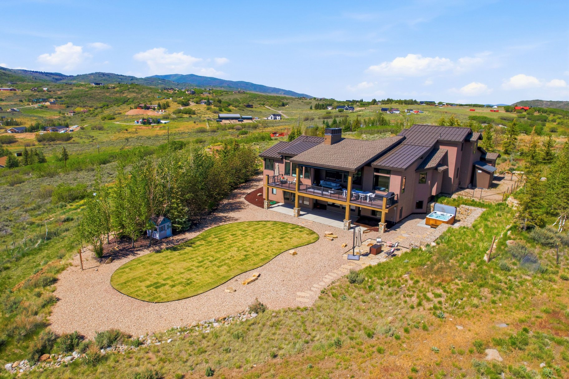  Beautiful Home with Forever Unobstructed Views on 10 Acres - 物件實景