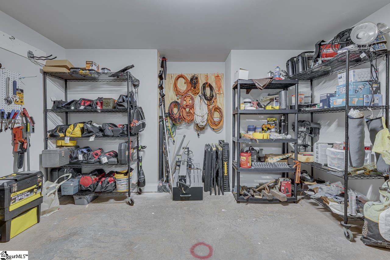 Travelers Rest, South Carolina, 29690, United States, 7 Bedrooms Bedrooms, ,5 BathroomsBathrooms,Residential,For Sale,2001844