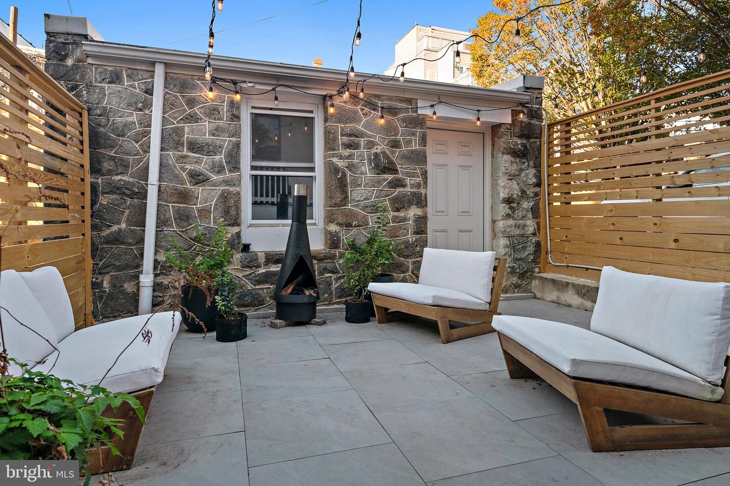 Washington, District of Columbia, 20001, United States, 4 Bedrooms Bedrooms, ,4 BathroomsBathrooms,Residential,For Sale,1988247