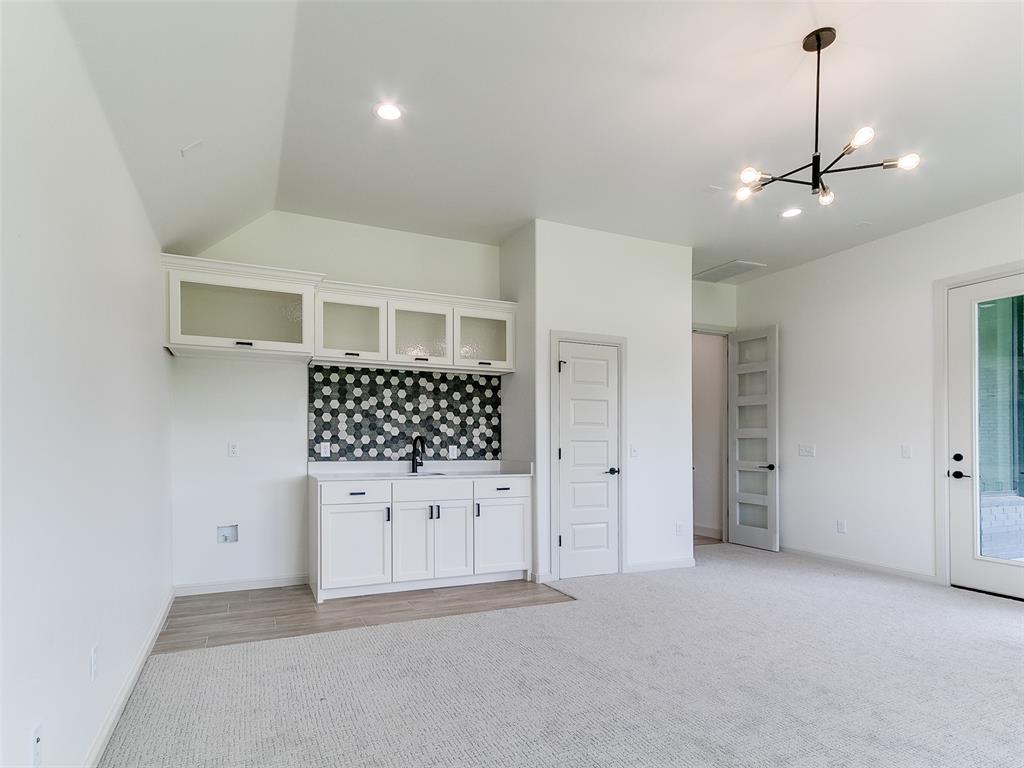 Blanchard, Oklahoma, 73010, United States, 4 Bedrooms Bedrooms, ,4 BathroomsBathrooms,Residential,For Sale,1982275