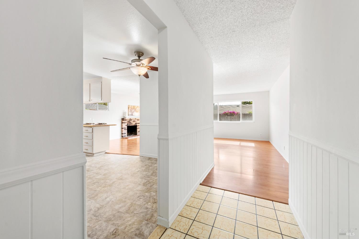 Vacaville, California, 95687, United States, 4 Bedrooms Bedrooms, ,2 BathroomsBathrooms,Residential,For Sale,1977124