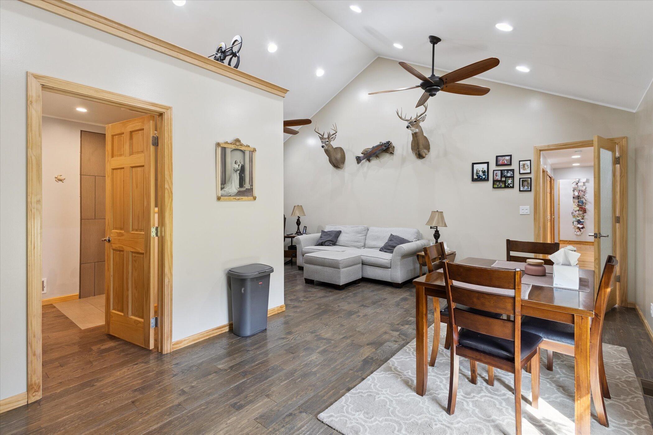 Horton, Michigan, 49246, United States, 5 Bedrooms Bedrooms, ,4 BathroomsBathrooms,Residential,For Sale,1940330