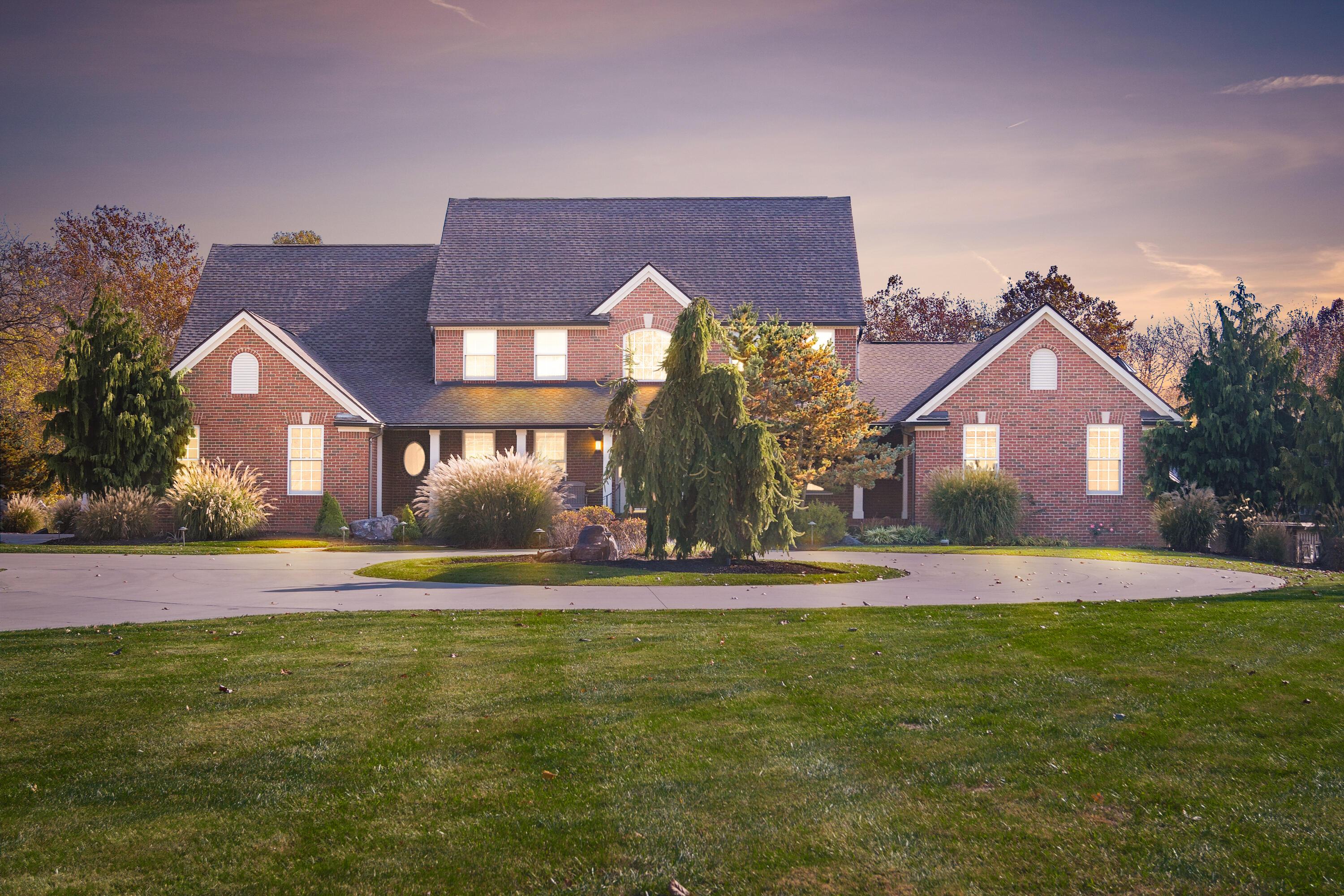 Pickerington, Ohio, 43147, United States, 6 Bedrooms Bedrooms, ,8 BathroomsBathrooms,Residential,For Sale,1766515