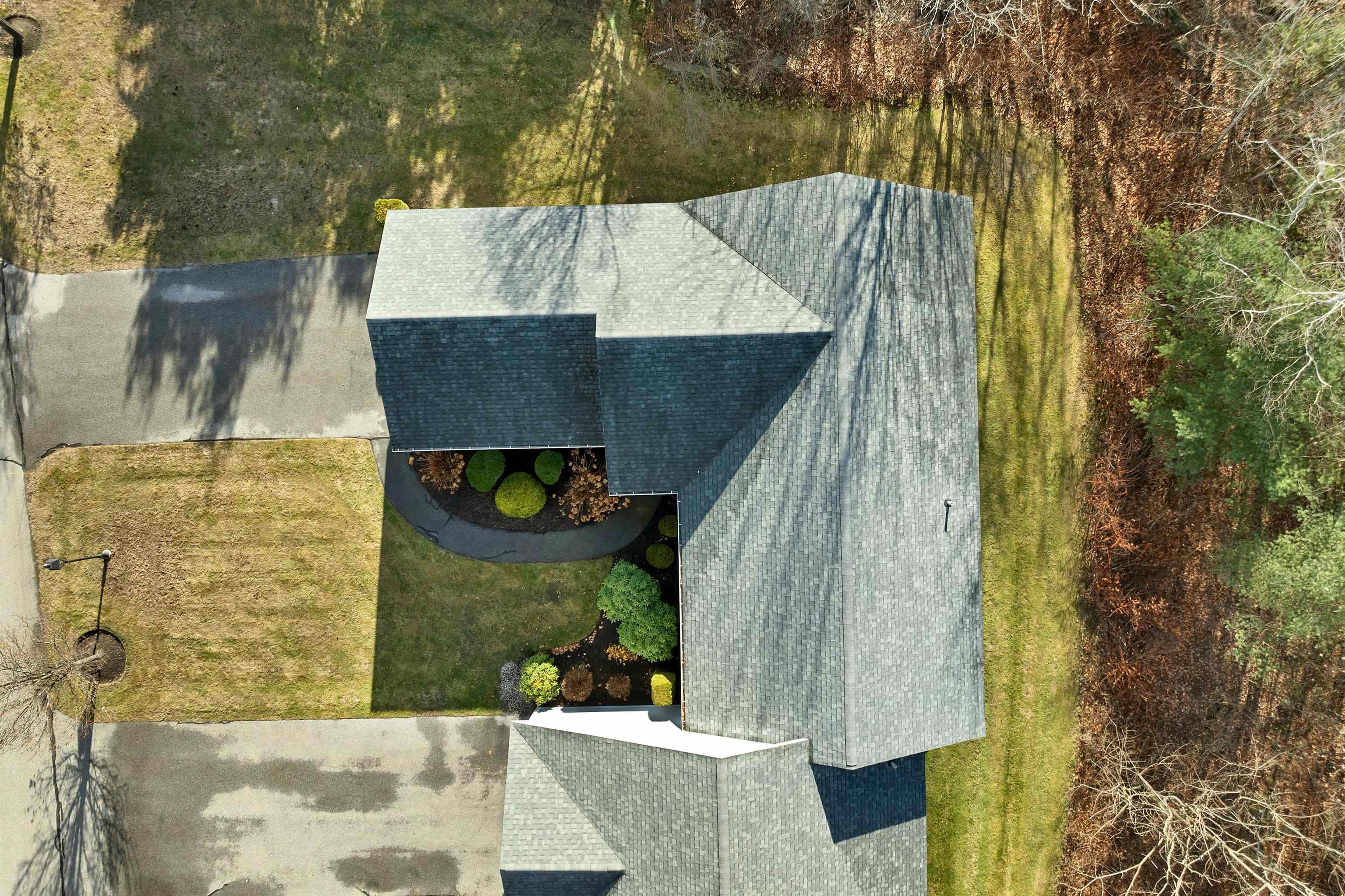 Windham, New Hampshire, 03087, United States, 2 Bedrooms Bedrooms, ,1 BathroomBathrooms,Residential,For Sale,2001835