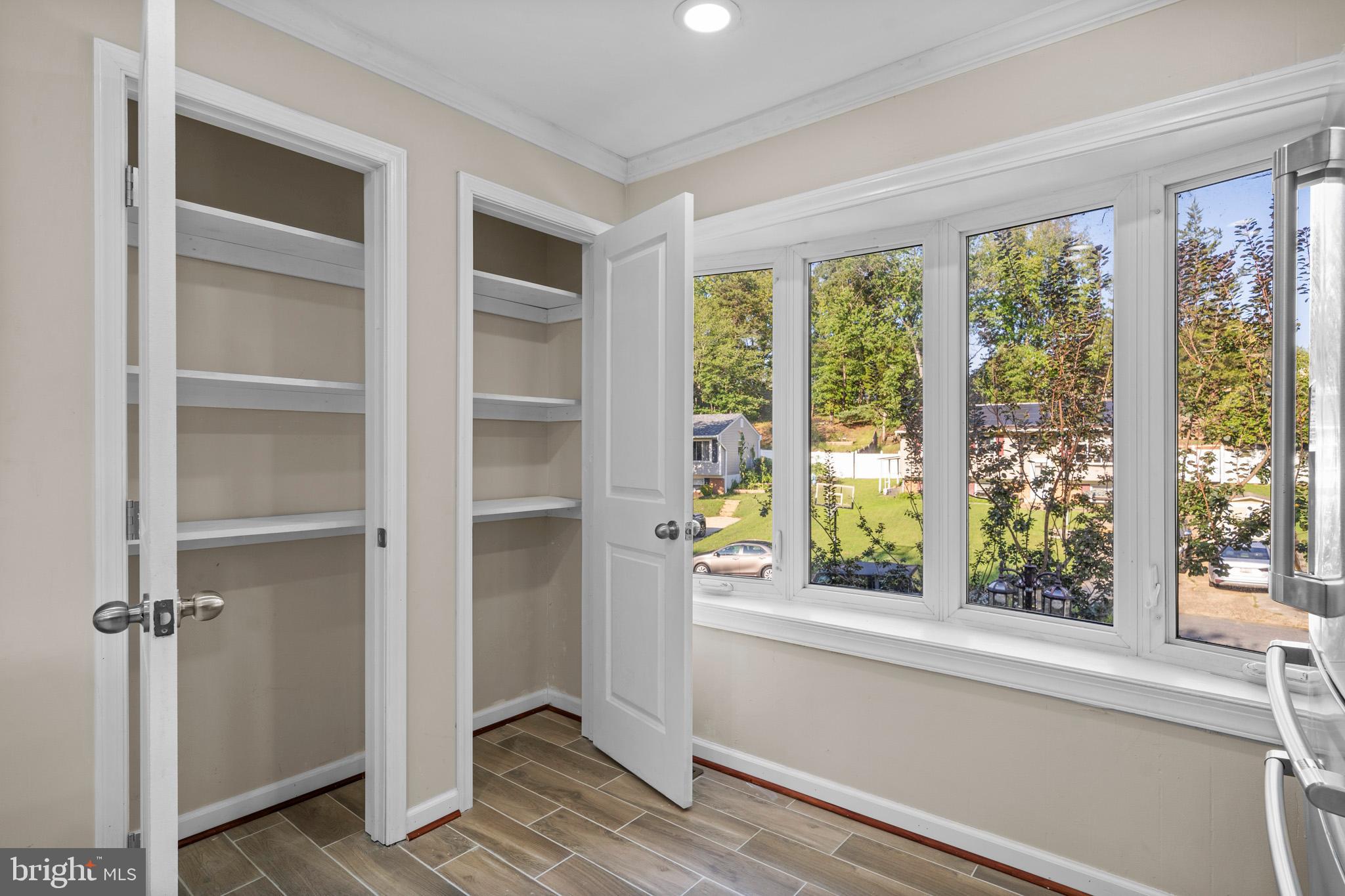 Riva, Maryland, 21140, United States, 5 Bedrooms Bedrooms, ,3 BathroomsBathrooms,Residential,For Sale,1984383