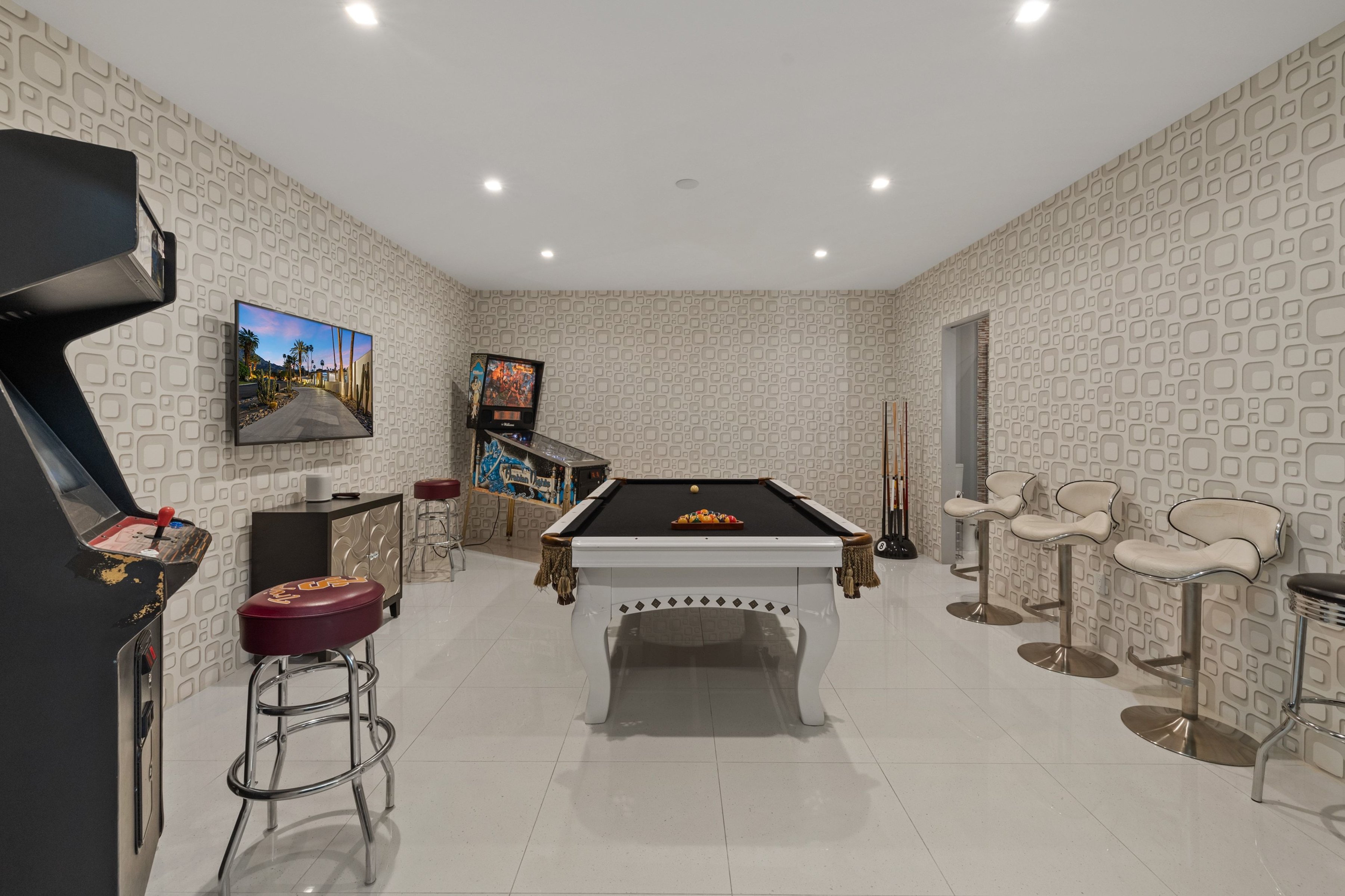  Custom Contemporary On Rare Double Indian Wells Lot - 物件實景