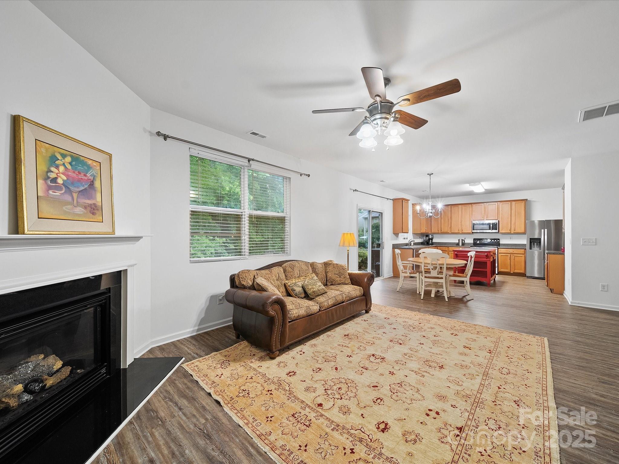 Matthews, North Carolina, 28105, United States, 4 Bedrooms Bedrooms, ,3 BathroomsBathrooms,Residential,For Sale,1865388