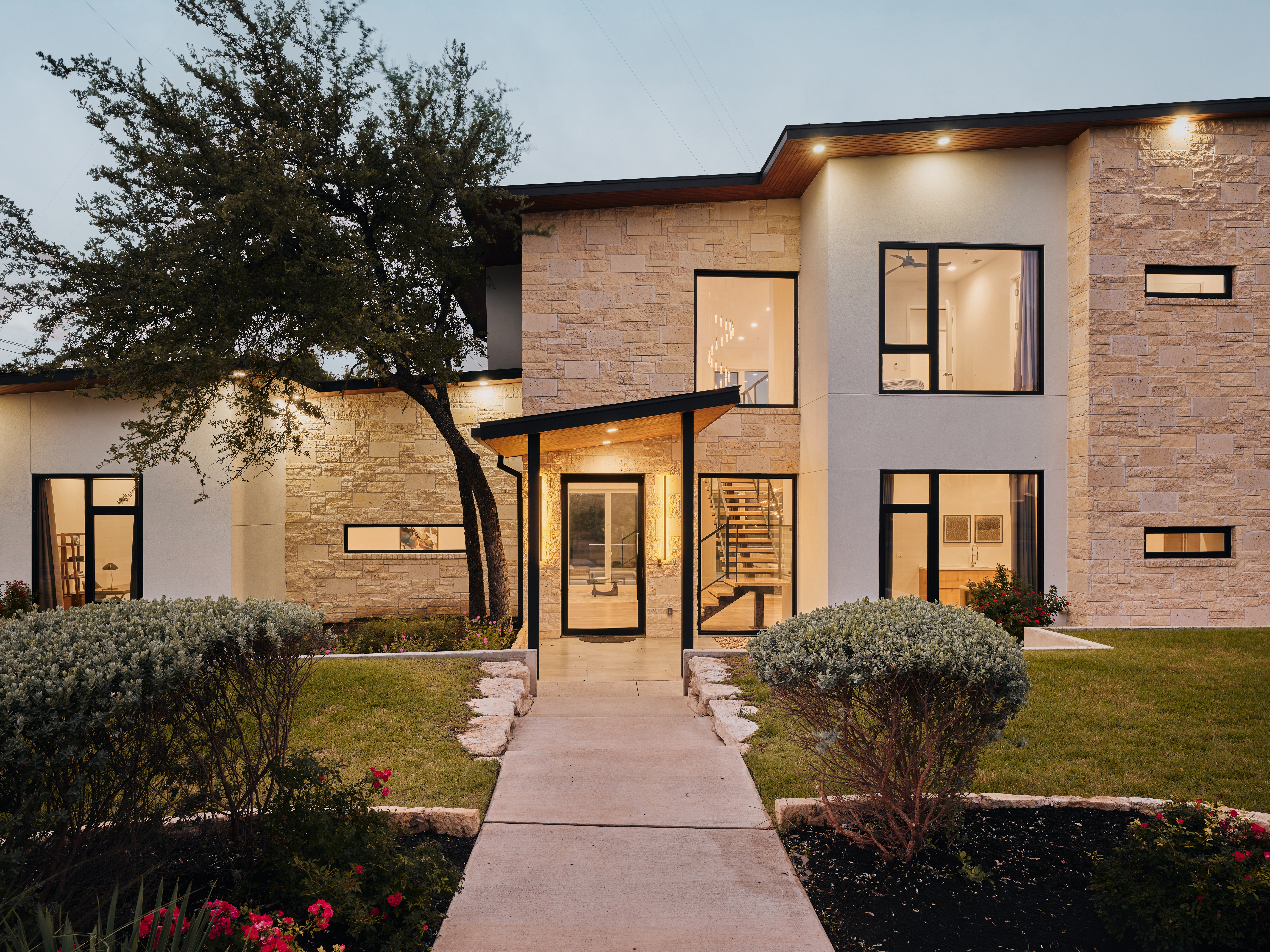  Modern Elegance in Davenport Ranch - 物件實景