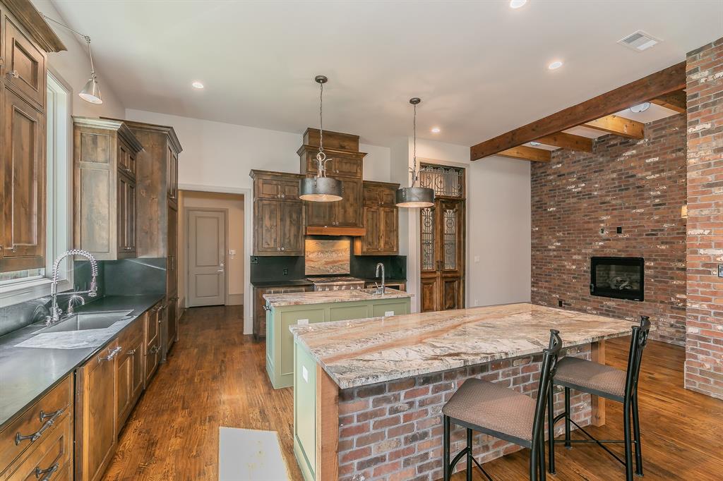 Grapevine, Texas, 76051, United States, 3 Bedrooms Bedrooms, ,4 BathroomsBathrooms,Residential,For Sale,1905682