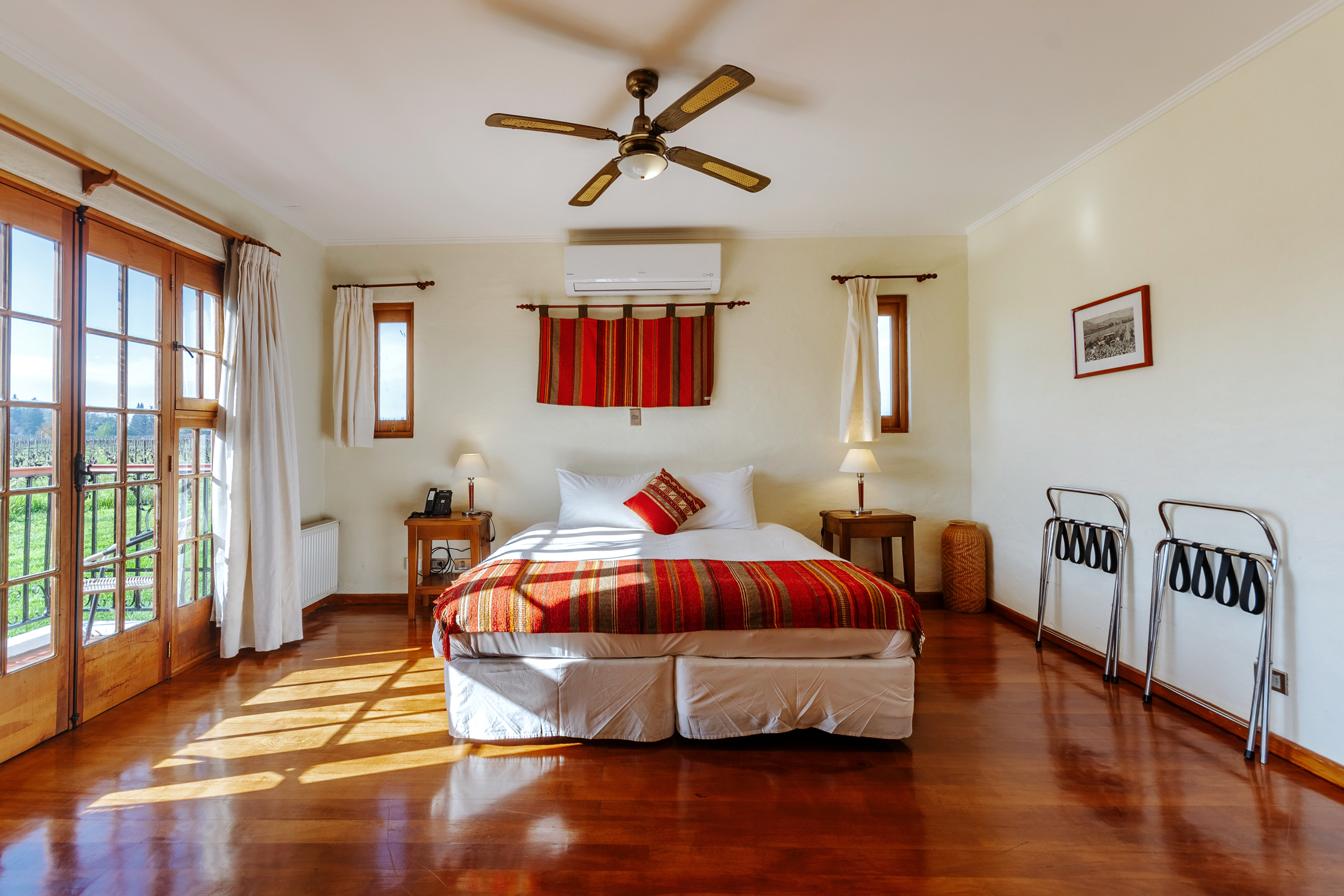  Chilean colonial-style mansion in a 3.3-hectare vineyard in Santa Cruz. - 物件實景