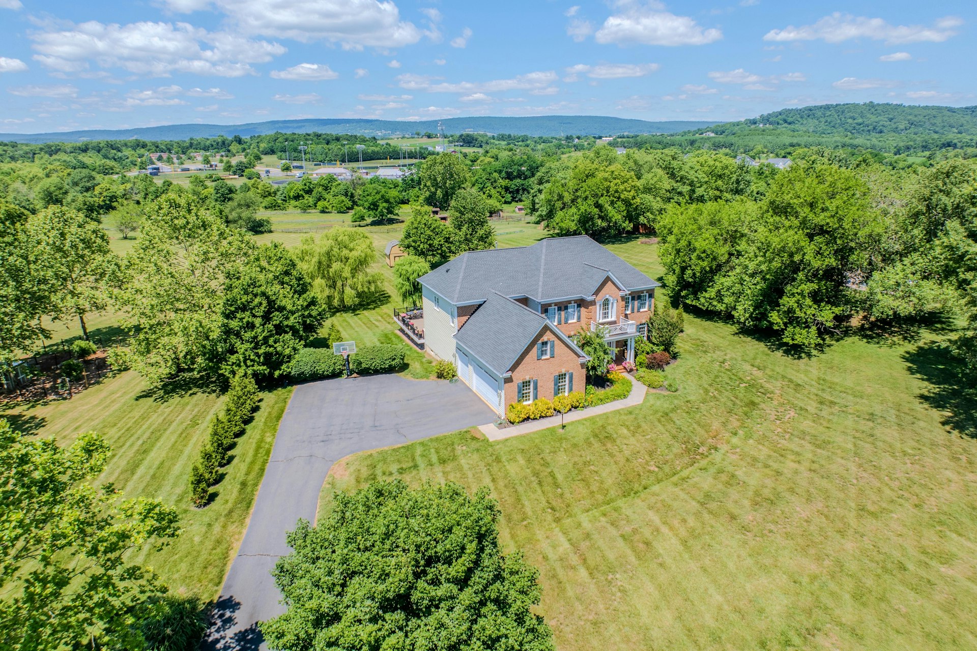  16619 Chestnut Overlook Drive, Purcellville, VA 20132 - 物件實景