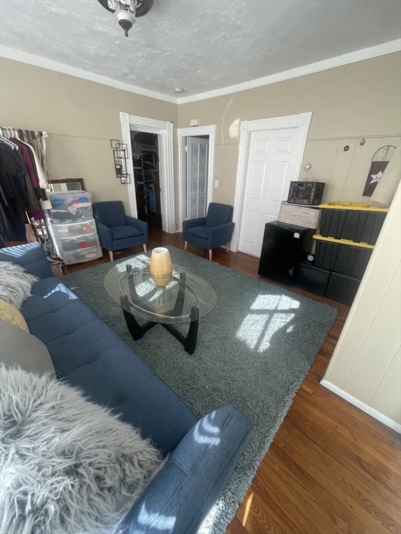 Marlborough, Massachusetts, 01752, United States, 6 Bedrooms Bedrooms, ,3 BathroomsBathrooms,Residential,For Sale,1920476
