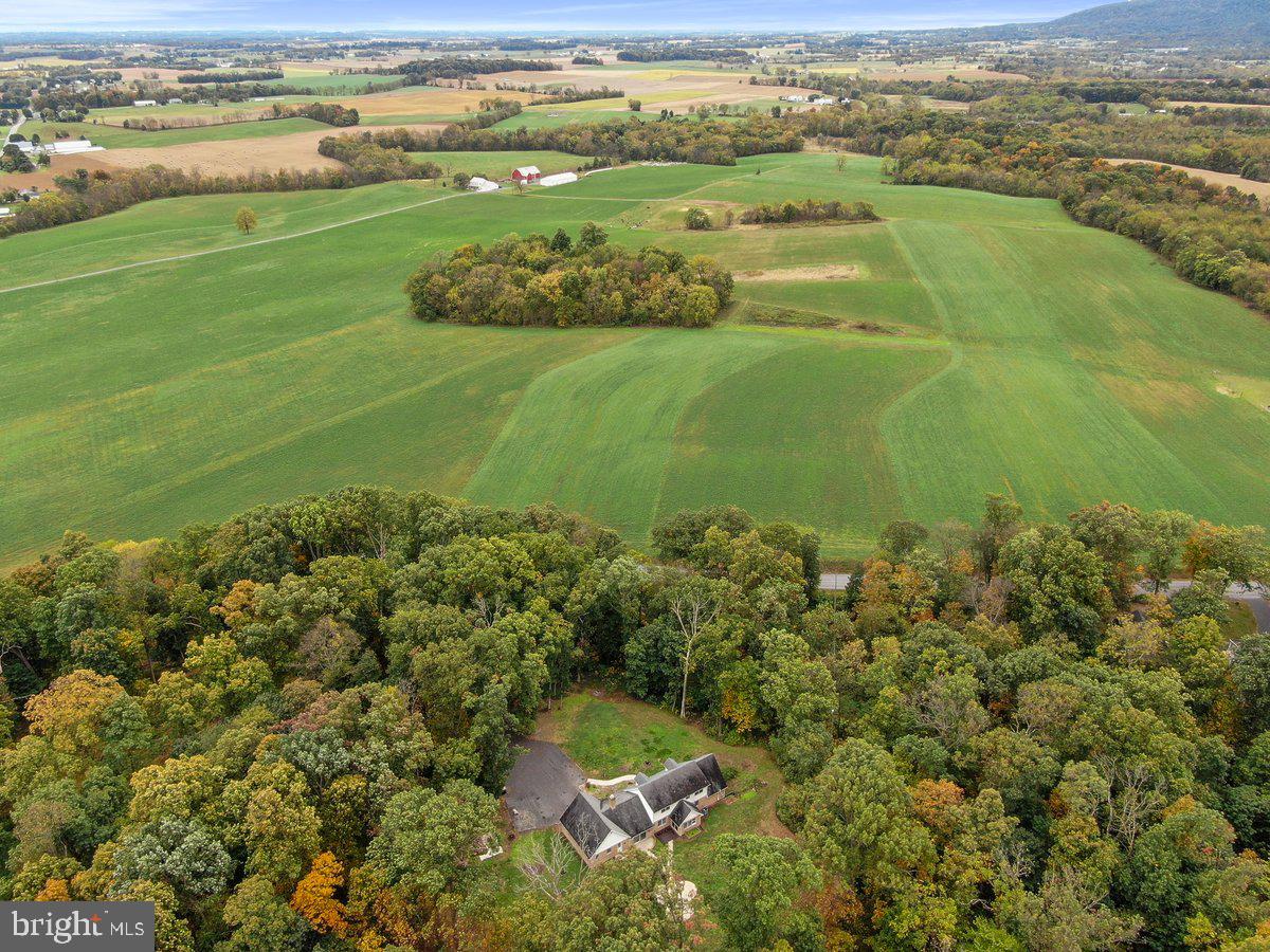 Mercersburg, Pennsylvania, 17236, United States, 4 Bedrooms Bedrooms, ,3 BathroomsBathrooms,Residential,For Sale,1978104