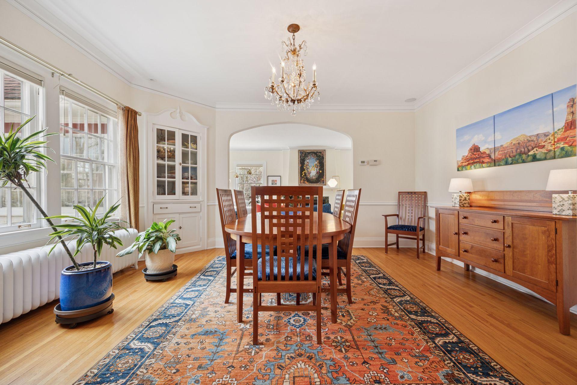Saint Paul, Minnesota, 55105, United States, 5 Bedrooms Bedrooms, ,3 BathroomsBathrooms,Residential,For Sale,1767572