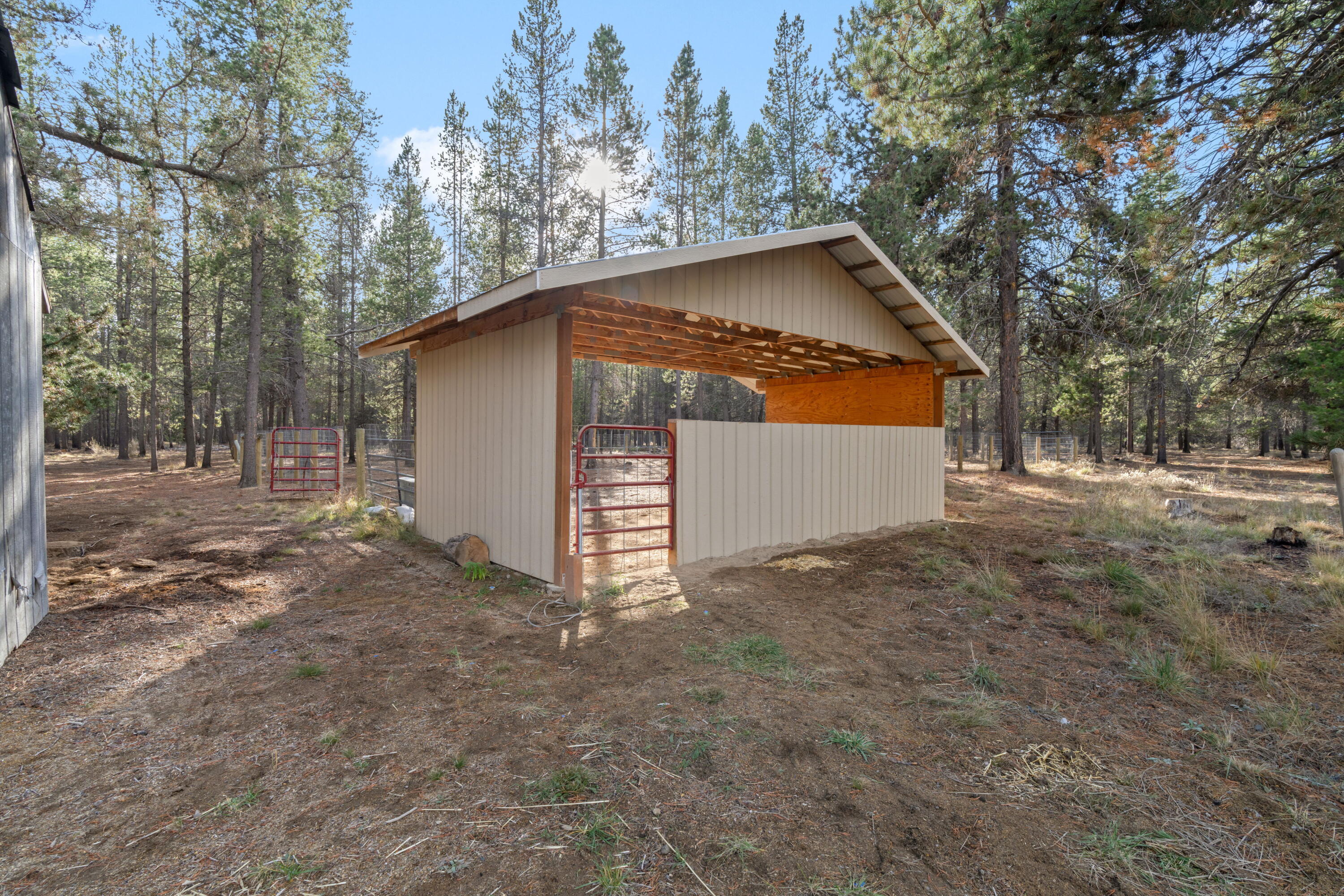 La Pine, Oregon, 97739, United States, 3 Bedrooms Bedrooms, ,2 BathroomsBathrooms,Residential,For Sale,1991520