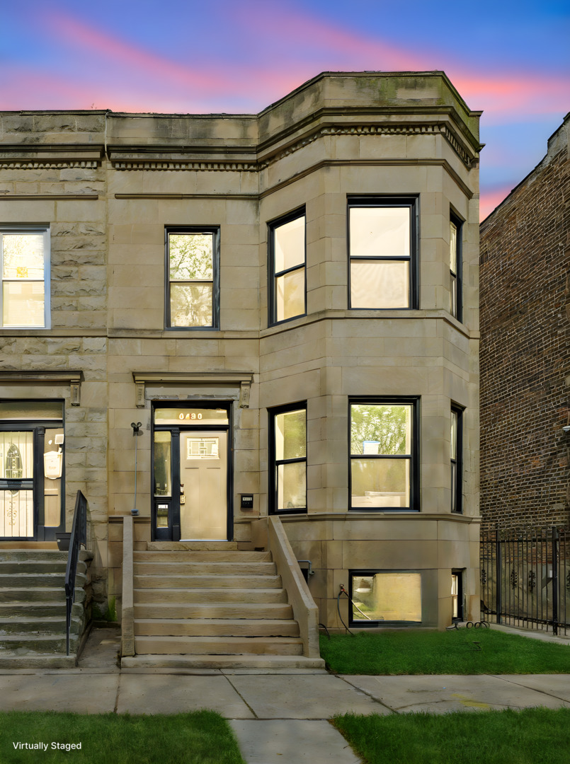 Chicago, Illinois, 60637, United States, 7 Bedrooms Bedrooms, ,Residential,For Sale,1917377