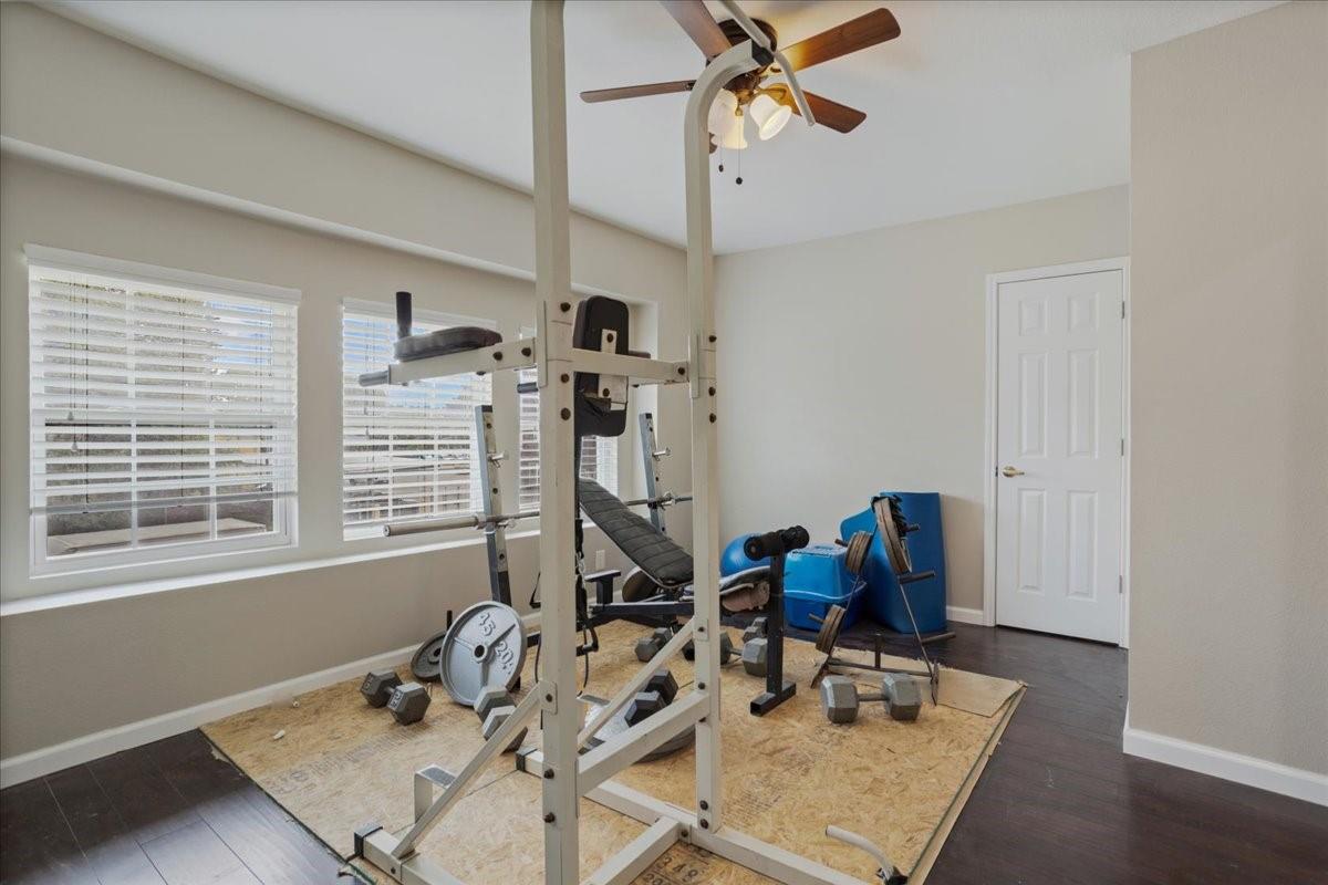 Sherman, Texas, 75090, United States, 5 Bedrooms Bedrooms, ,2 BathroomsBathrooms,Residential,For Sale,1937977
