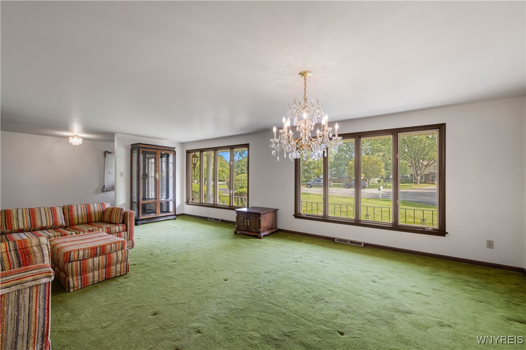 Lewiston, New York, 14092, United States, 3 Bedrooms Bedrooms, ,4 BathroomsBathrooms,Residential,For Sale,1937436