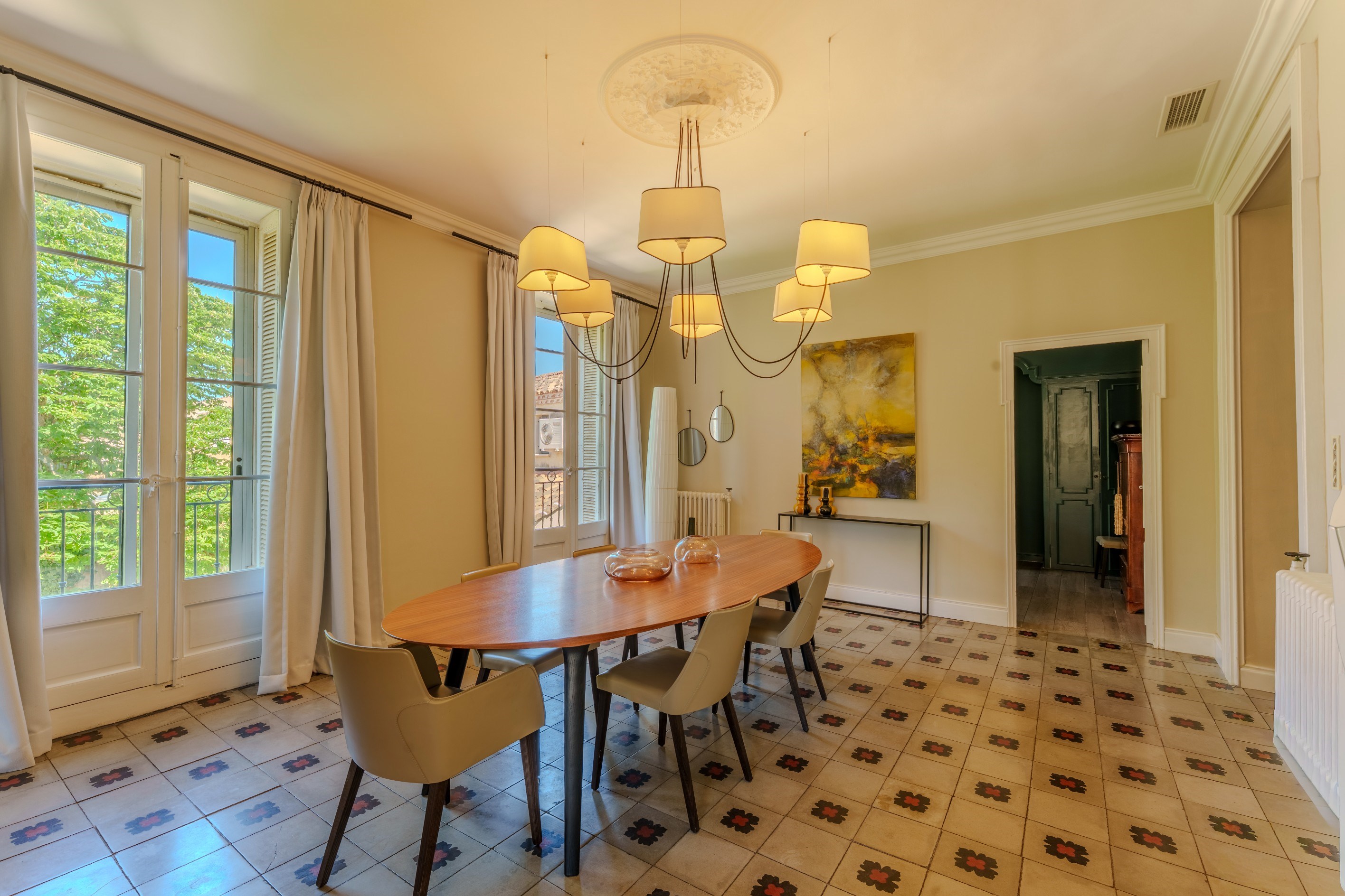  Refined Bourgeois Residence Combining Heritage and Modern Comfort - 物件實景