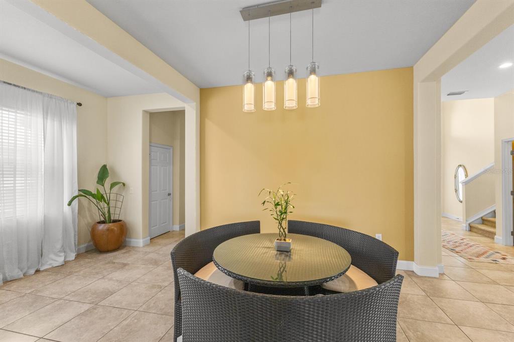 Bradenton, Florida, 34209, United States, 5 Bedrooms Bedrooms, ,3 BathroomsBathrooms,Residential,For Sale,1916938